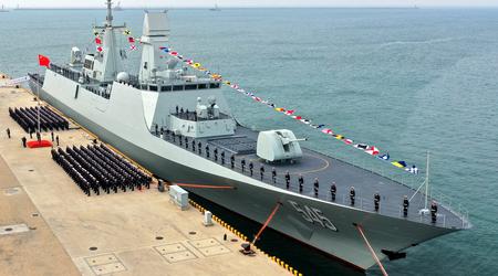 La marine chinoise met en service une nouvelle frégate lance-missiles de type 054B