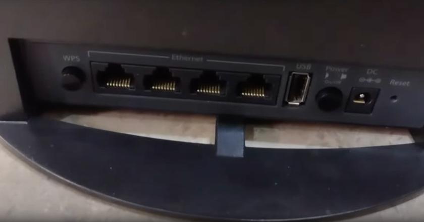 Booster WiFi NETGEAR EX8000 Spectrum
