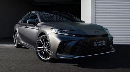 Toyota Camry Glorious Edition : GAC-Toyota a lancé une version spéciale de la Camry pour la Chine.