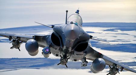 Les principales entreprises du secteur de la défense se réunissent en France pour discuter de l'augmentation de la production d'armes 