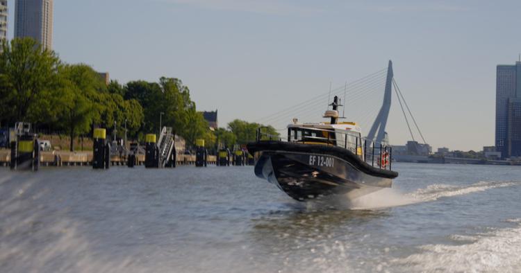 Le port de Rotterdam a lancé ...