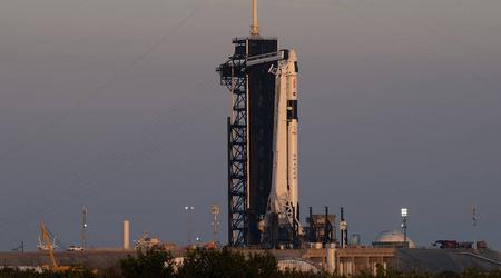La NASA reporte d'urgence le lancement de Crew Dragon avec des astronautes vers l'ISS 150 secondes avant le décollage, et SpaceX pourrait franchir un cap historique