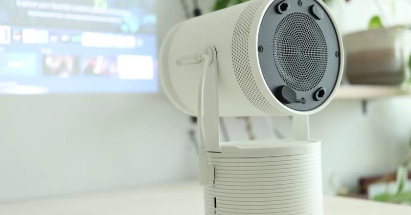 SAMSUNG The Freestyle 2e génération projecteur intelligent avancé