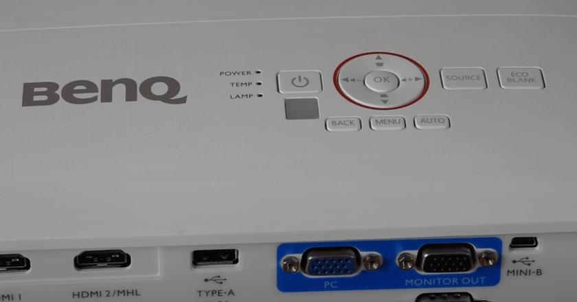 BenQ TH671ST vidéoprojecteur pour chambre