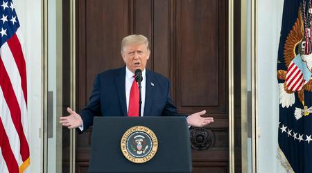 Trump critique l'UE pour les amendes infligées à Apple, Google et Facebook