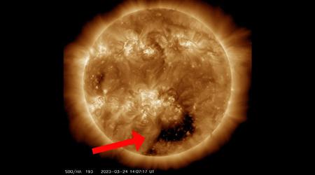 La NASA a découvert un trou massif sur le Soleil, dont la taille est 20 à 30 fois supérieure à celle de la Terre.