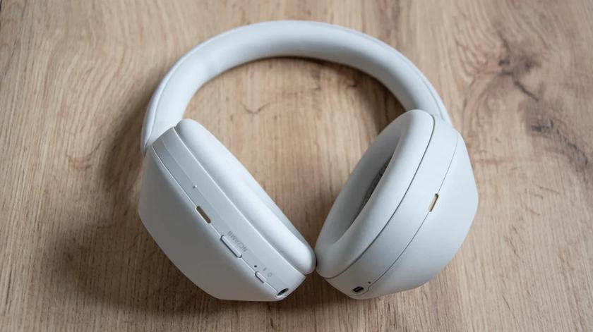 Casque Sony WH-1000XM5 avec les meilleures basses