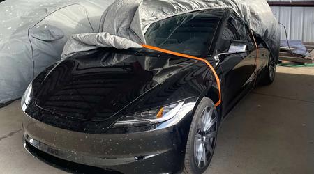 Une photo de la nouvelle Tesla Model 3 au design inspiré du Tesla Roadster fait surface en ligne