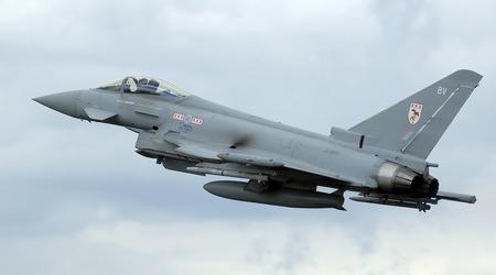 La Grande-Bretagne pourrait envoyer des avions de combat Eurofighter Typhoon en Ukraine pour des patrouilles - The Times