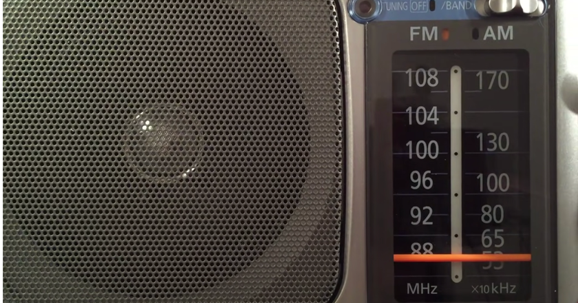 PANASONIC RF-2400 radio portable haut de gamme