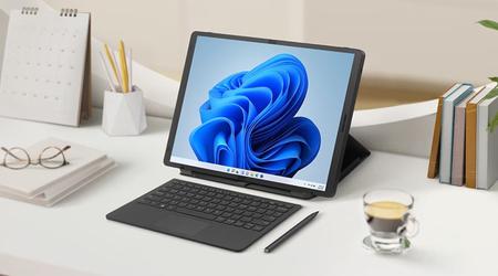 LG Gram Fold est un ordinateur portable doté d'un écran pliable, d'une puce Intel Core i5-1335U et d'une carte graphique Iris Xe, dont le prix est de 3730 euros.