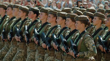 Dans certaines régions d'Ukraine, près de la moitié des personnes souhaitant rejoindre l'armée sont des femmes.