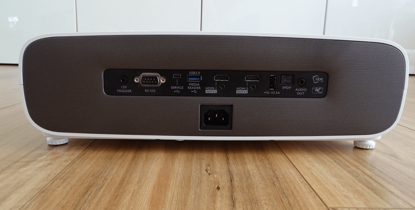 Benq W2700i ou Benq TK850