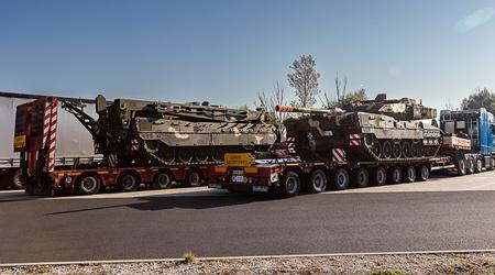 La Hongrie a reçu le premier des 44 chars allemands Leopard 2A7HU dans le cadre d'un contrat d'une valeur de 565 millions de dollars.