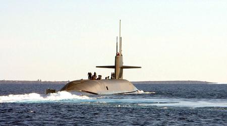 Les États-Unis ont déployé dans le golfe Persique le sous-marin à propulsion nucléaire USS Florida, qui peut transporter 154 missiles de croisière Tomahawk d'une portée allant jusqu'à 2 500 kilomètres.