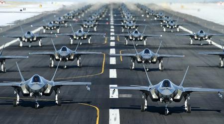 Les États-Unis vont augmenter le nombre de chasseurs d'essai F-35 Lightning II de cinquième génération