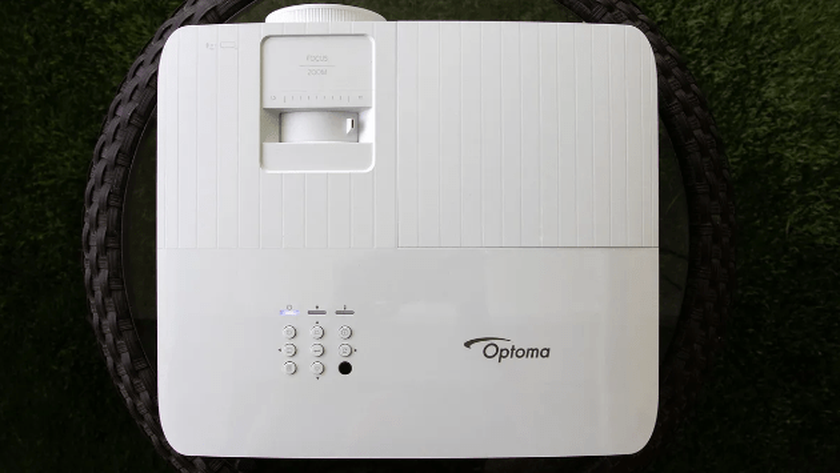 comparatif TK700 vs UHD35