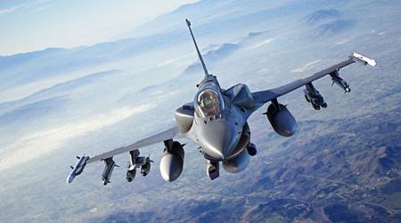 L'Ukraine reçoit un nouveau lot d'avions de combat F-16 des Pays-Bas