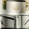 Des photos d'une Nintendo Switch OLED en édition limitée dans le style de The Legend of Zelda : Tears of the Kingdom ont été divulguées en ligne.-6 Des photos d'une Nintendo Switch OLED en édition limitée dans le style de The Legend of Zelda : Tears of the Kingdom ont été divulguées en ligne.-6