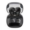 Casque "Dark Vador" de couleur noire.