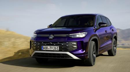 Le nouveau crossover sept places Volkswagen Tayron fait ses débuts en Europe