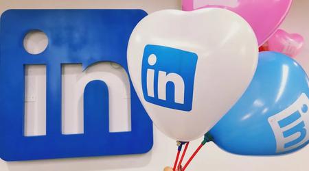 LinkedIn dépasse les 2 milliards de dollars de revenus provenant des abonnements premium, le chiffre d'affaires total augmentant de 9%.