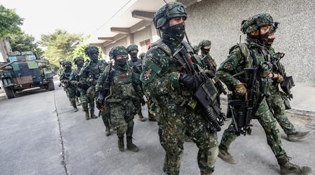 Des militaires taïwanais ont tenté d'abattre un drone chinois avec des pierres (vidéo)