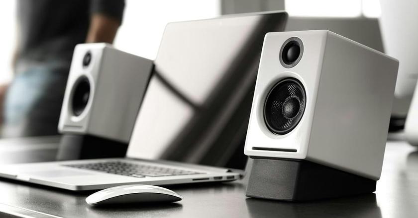 Audioengine A2+ Plus haut parleur etagere