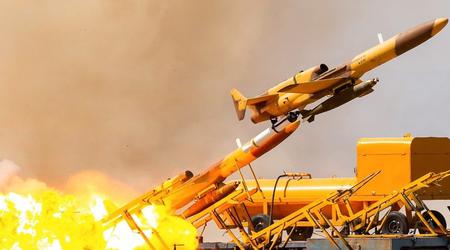 L'Iran a mis au point un intercepteur sans pilote basé sur le drone Karrar et équipé d'un missile antiaérien AD-08 pour détruire les menaces aériennes.