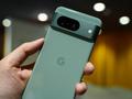 post_big/google-pixel-8-in-hand.jpg