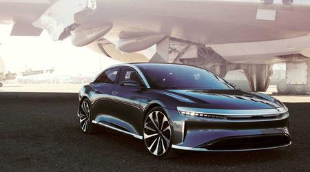 Le prix de la voiture électrique Lucid Air a baissé de 28 400 dollars dans sa version haut de gamme - deux versions coûtent déjà moins de 100 000 dollars.