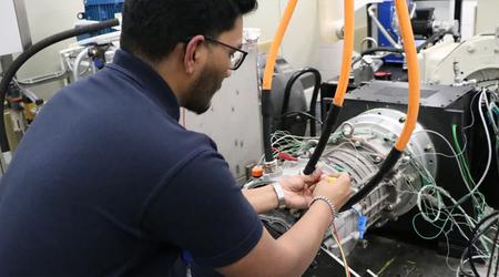 Réduire la dépendance vis-à-vis de la Chine : Ricardo a créé un moteur électrique sans terres rares ni cuivre.