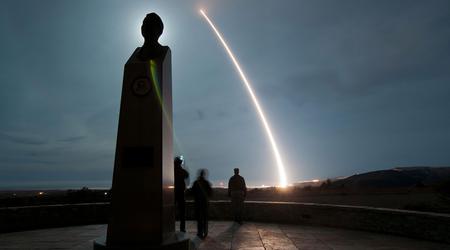 Les États-Unis vont lancer un missile balistique intercontinental Minuteman III la semaine prochaine, après que les forces russes se sont entraînées avec des missiles SS-N-23 Skiff et SS-27 Mod 2.