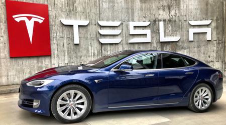 Tesla rappelle plus de 1,6 million de voitures en Chine en raison de problèmes liés au pilote automatique et au verrouillage.
