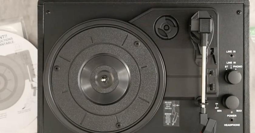 Victrola Vintage meilleur platine vinyle moins de 100 euros
