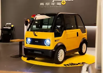 Tesla dans la panique : une ...