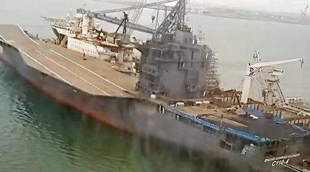 L'Iran construit activement son propre porte-avions 