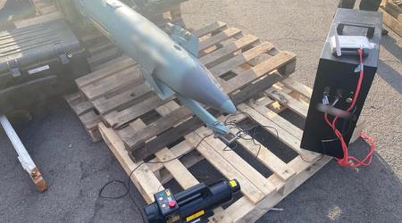 Deux Ukrainiens se sont emparés d'un lanceur du système russe de missiles antiaériens "Tor" avec des missiles et les ont stockés chez eux. Ils risquent maintenant jusqu'à 7 ans de prison.