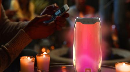 JBL Pulse 4 sur Amazon : enceinte sans fil avec rétroéclairage, protection IPX7 et jusqu'à 12 heures d'autonomie pour 124,99 $ (124 $ de réduction)