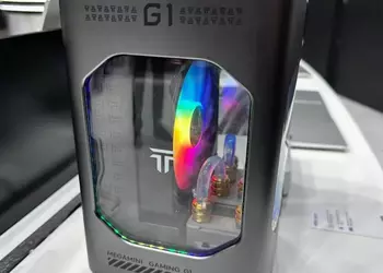 Tecno lance le plus petit PC ...