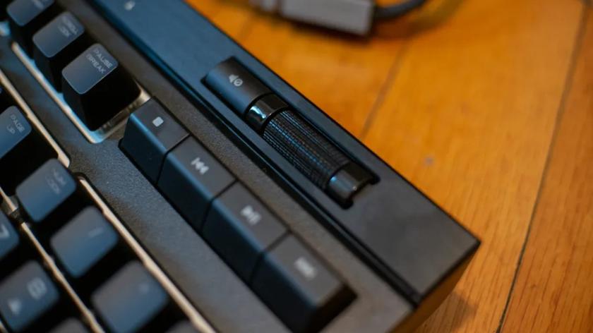 Corsair Strafe RGB MK.2 clavier gaming sans bruit