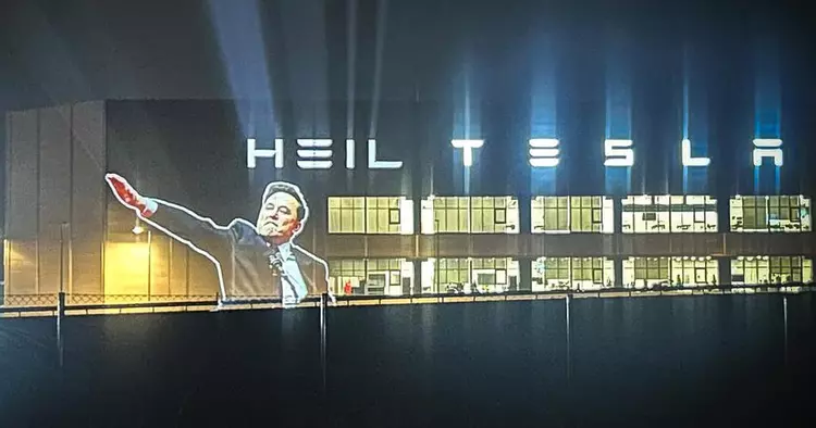 Le salut nazi de Musk a ...