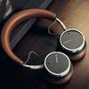 Écouteurs Beyerdynamic Aventho 100 dans la pièce