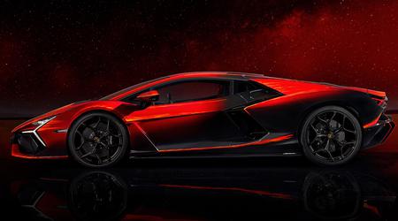 La seule Lamborghini Revuelto au monde dont la carrosserie est ornée de flammes peintes à la main est partie pour la Chine.