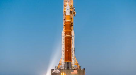 La fusée SLS de la NASA et le vaisseau spatial Orion reçoivent de nouveaux équipements pour la mission habitée Artemis II