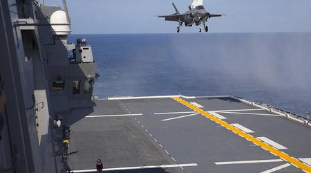 Le porte-hélicoptères japonais JS Izumo effectuera des exercices avec des avions de combat de cinquième génération F-35B Lightning II au large des côtes américaines.