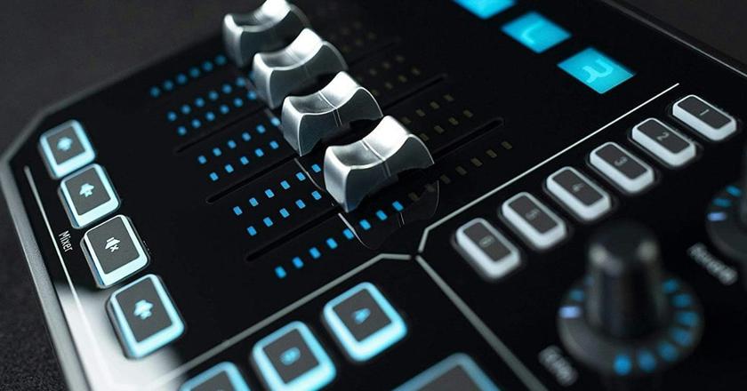 TC-Helicon GO XLR meilleure table de mixage pour podcast