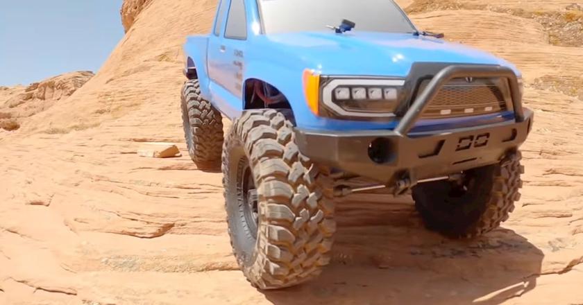 1:10 AXIAL SCX10 III BASE CAMP best 1/10 scale rc crawler