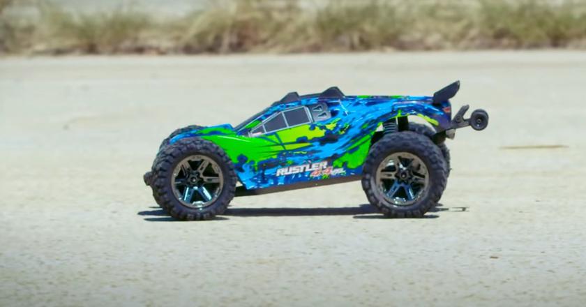 1:10 Traxxas Rustler voiture rc vitesse