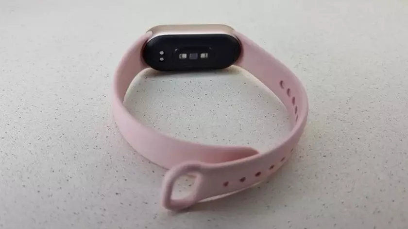 Xiaomi Band 9 ou Samsung Galaxy Fit 3